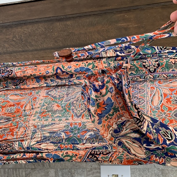 Long cardigan. - Picture 3 of 3